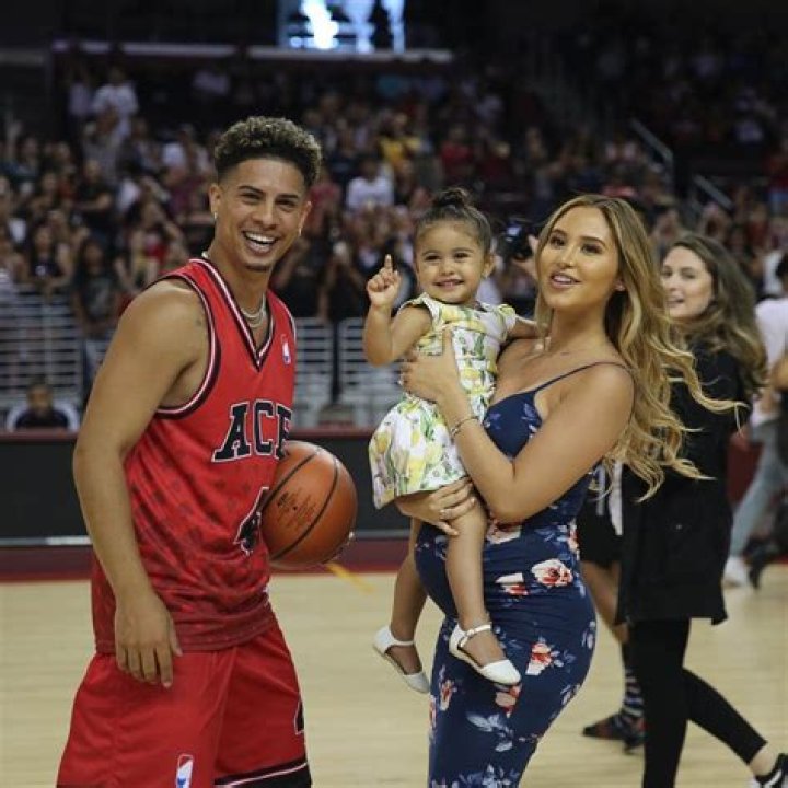 Austin McBroom Married Life with Catherine Paiz (Net worth and Salary)