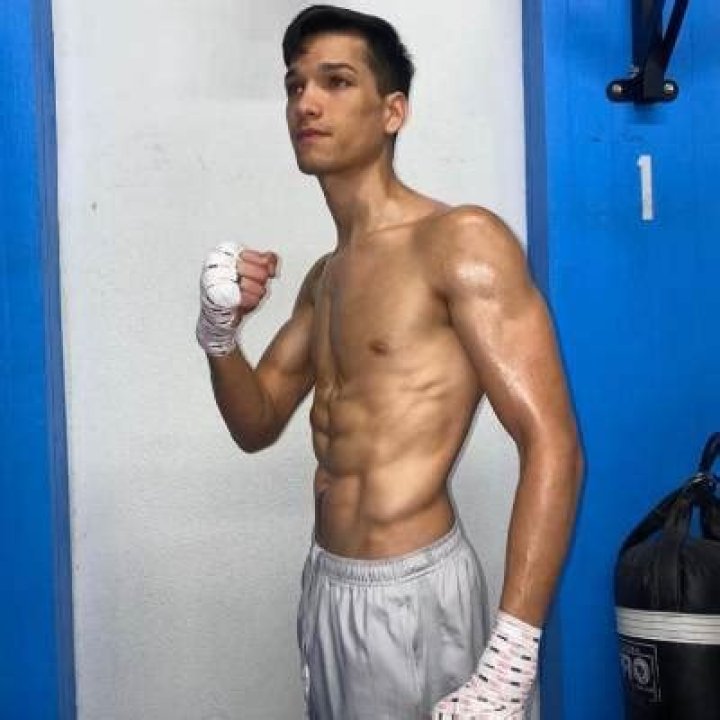 Brandon Figueroa Boxing Career and Net worth; Know his Family, Bio, Age, Career, Stats