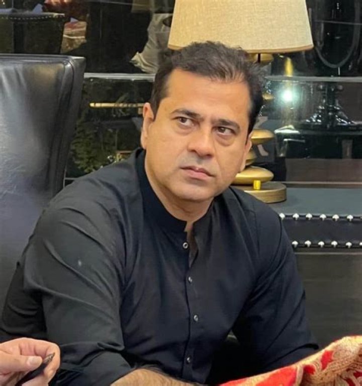 Imran Riaz Khan net worth, income and estimated earnings of Youtuber channel