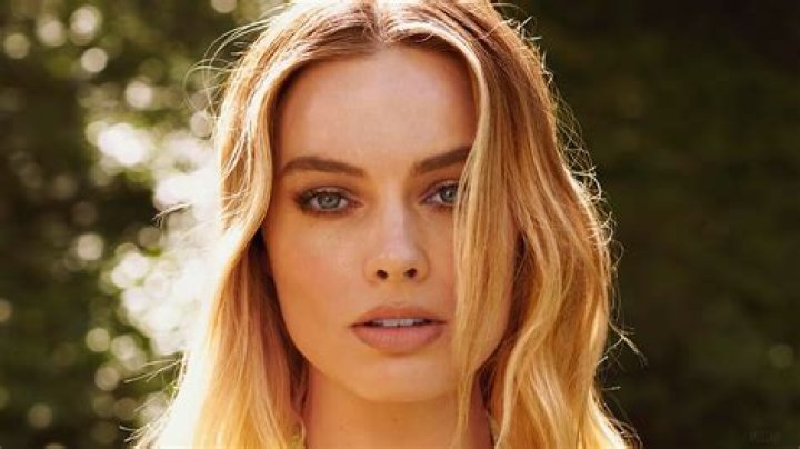 Is Margot Robbie Australian?