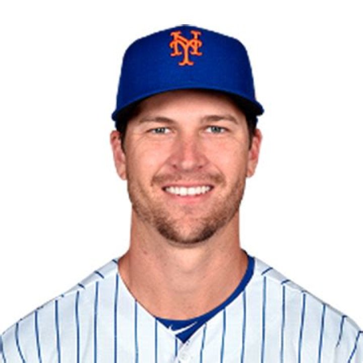 Jacob deGrom Biography- MLB player, Salary, Earnings, Net worth, Married, Relationship, Affair, Age, height, Wife, Children