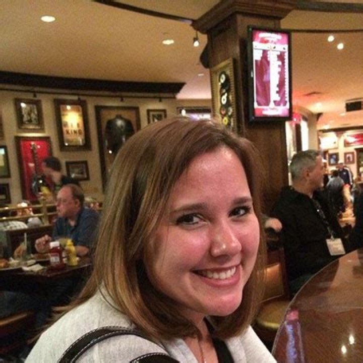 Kristi Betts Biography- WAGs, Salary, Contract, Net worth, Married, Relationship, Career, Age, Height, Family, Relationship, Career, Dating