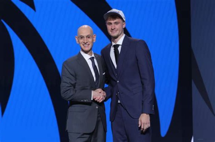 Nico Mannion Projected Salary and Contract 2020; Nico's NBA Draft Result 2020, Stats, Age, Height, Affair, Girlfriend