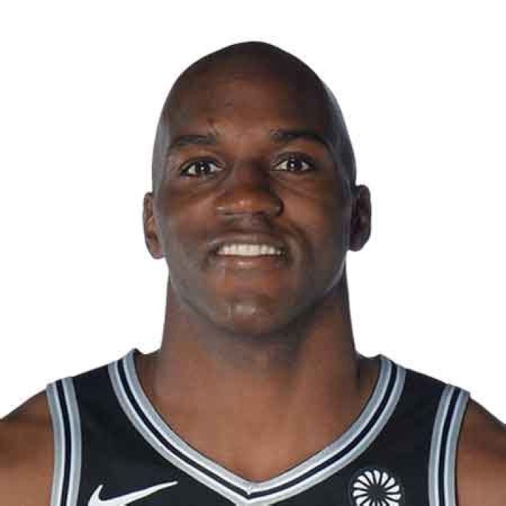 Quincy Pondexter Bio-salary, net worth, married, relationship, personal life, height, weight, girlfriend, career, contracts, stats