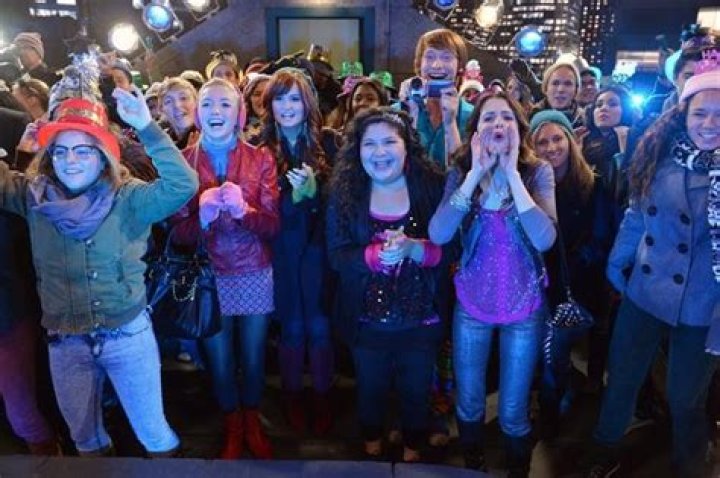 RAINI RODRIGUEZ, CALUM WORTHY, LAURA MARANO – Celeb Secrets