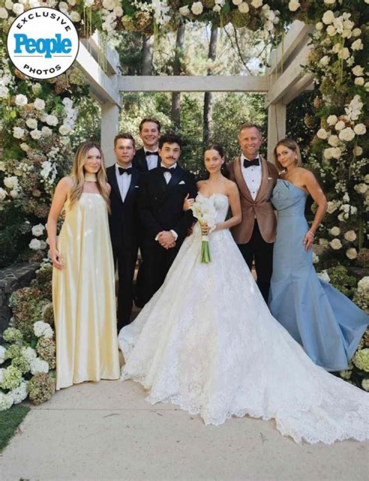 STUART ALLAN, BRADLEY STEVEN PERRY – Celeb Secrets