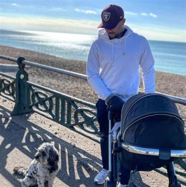 Tymal Mills Age, Parents, Family, Career Stats, IPL Price, Injury, Salary, Net Worth, Wife, Kids, and Instagram