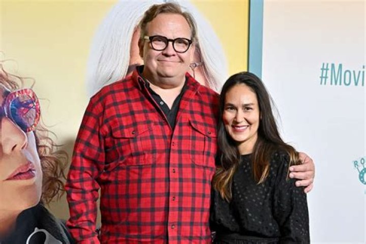What’s Wrong With Andy Richter’s Wife Sarah Thyre Hair?
